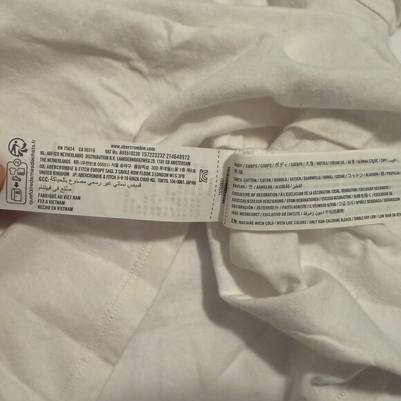 Abercrombie & Fitch A&F Embroidered Taxi NY Skimming Tee Size Small - Picture 3 of 5